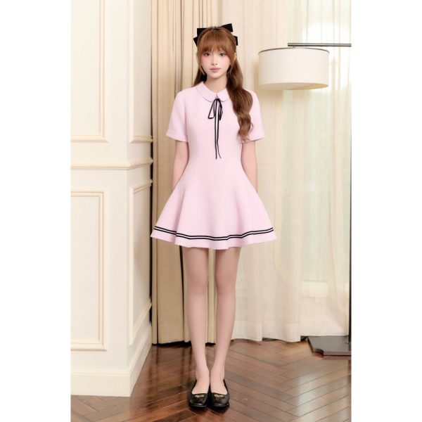 Váy đầm thiết kế hồng pastel xòe viền cổ nơ Milor Dress V120