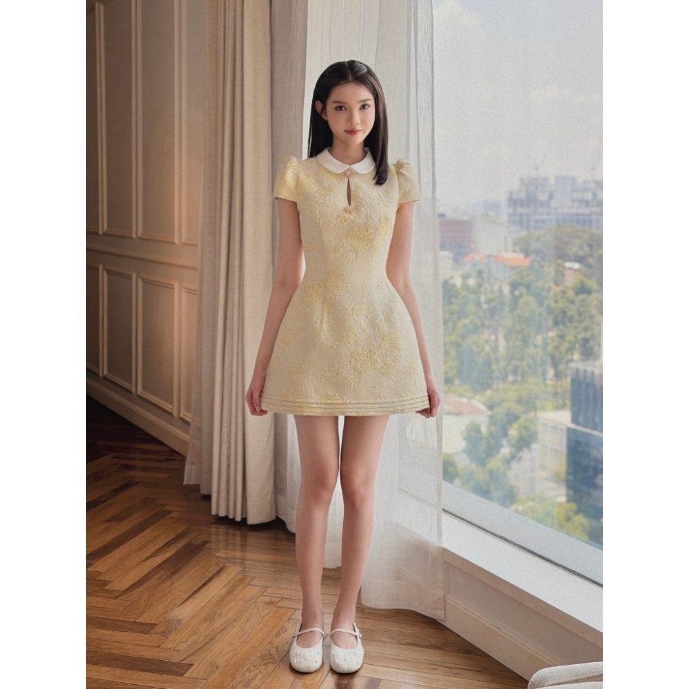 Váy gấm xòe A cổ sen cúc đá họa tiết dập nổi Ivy Dress V150